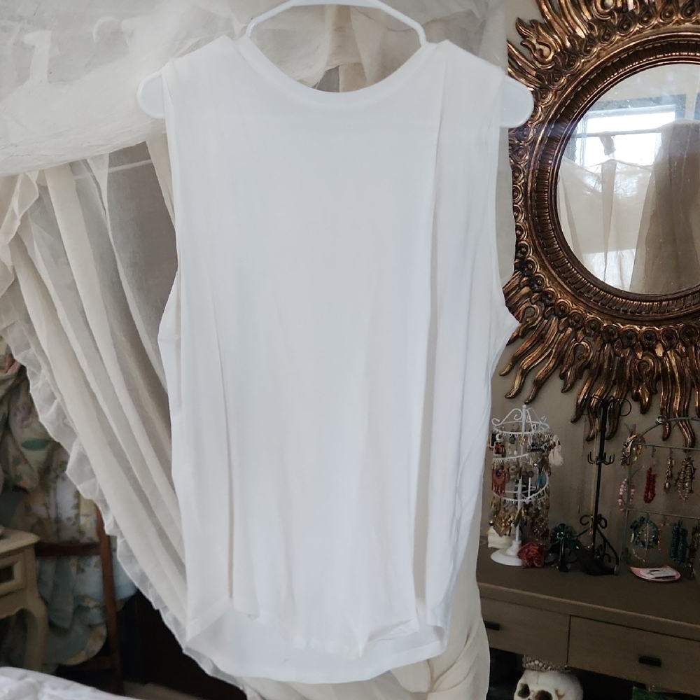 Lululemon Athletica White Muscle Tank
